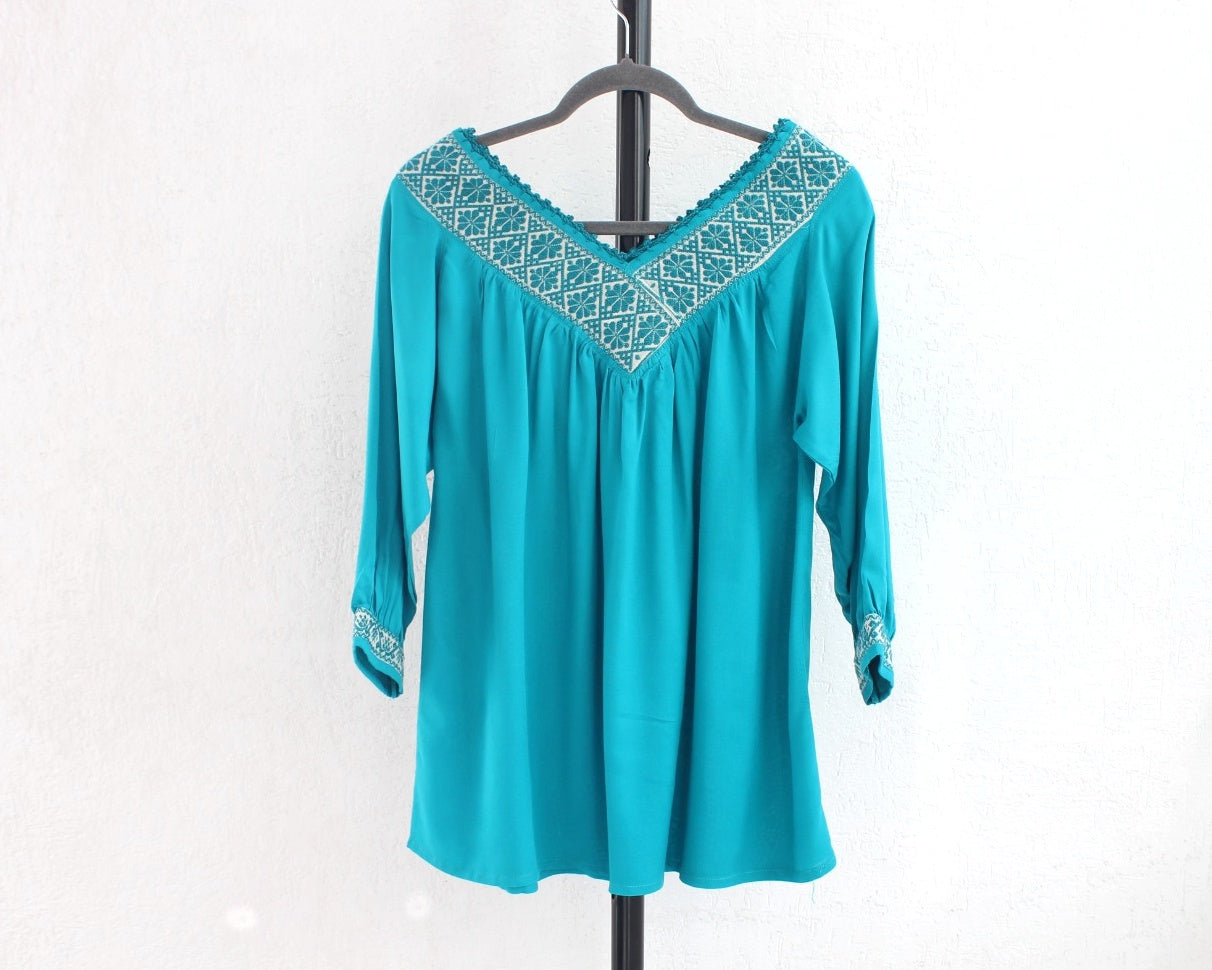 Blusa Cuello V Turquesa Flores