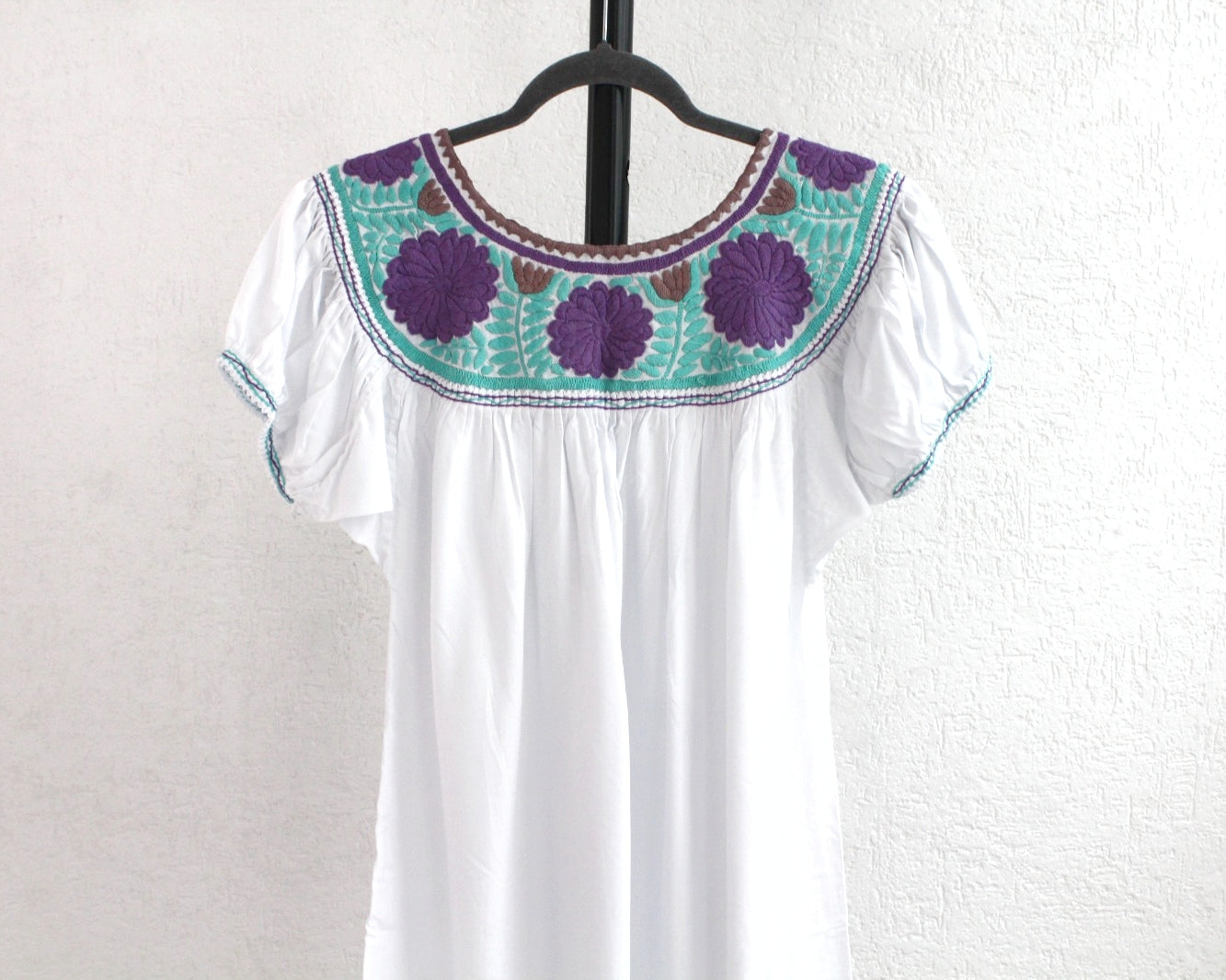 Blusa Aguacatenango Blanco Morado Turquesa