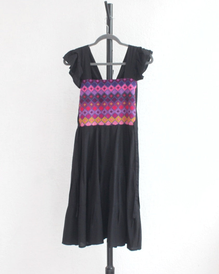 Vestido Anita Corto Negro Morado