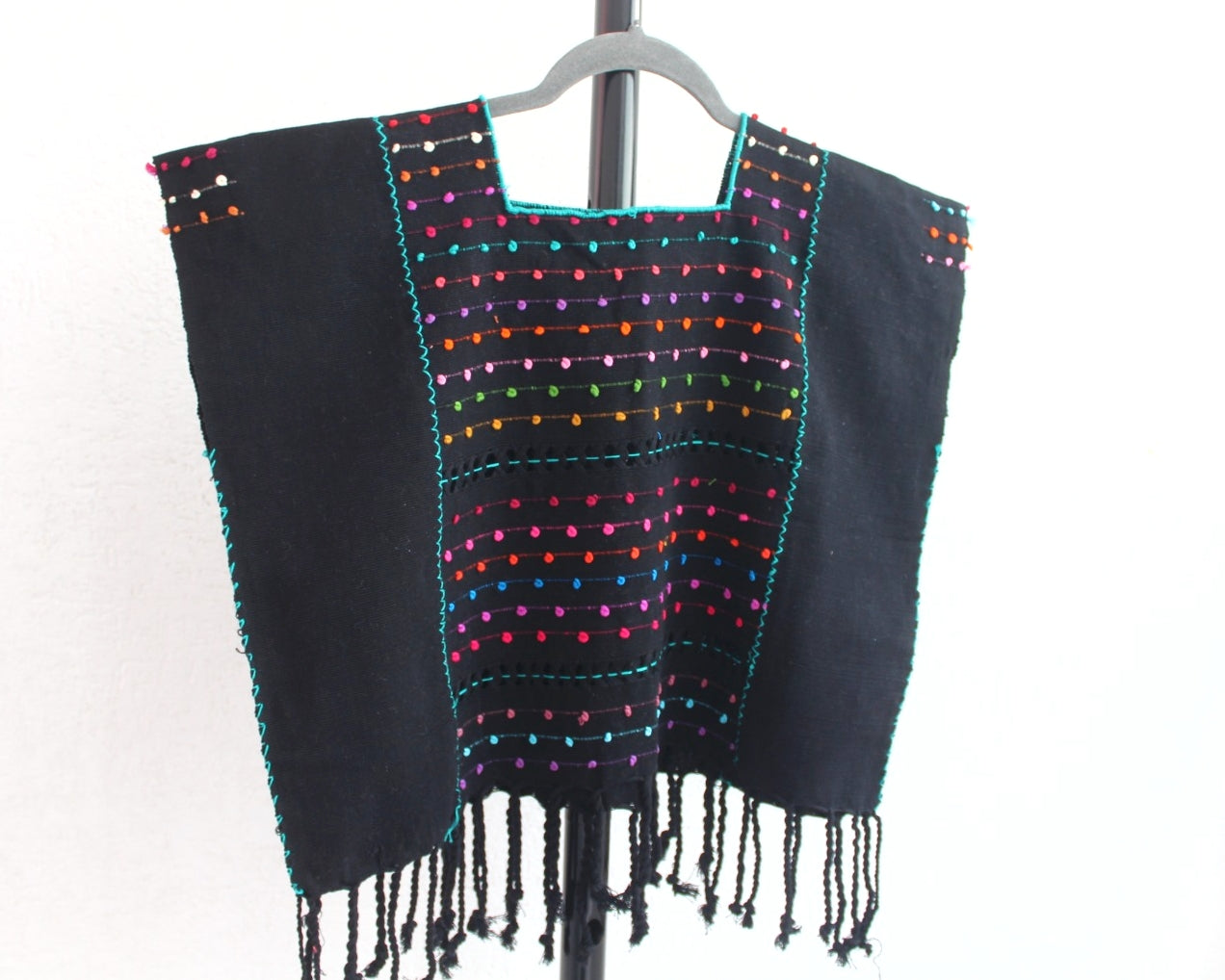 Top Nuditos Deshilado Negro Colores