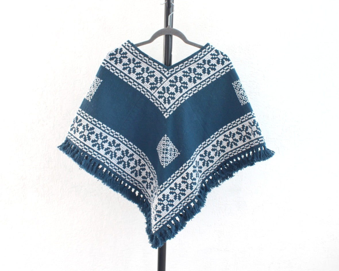 Mañanita Estrellas Azul Blanco Punto de Cruz