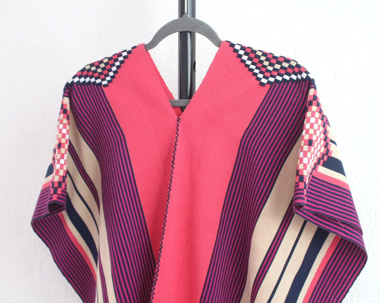 Jorongo Rombos Corar Rosa Beige