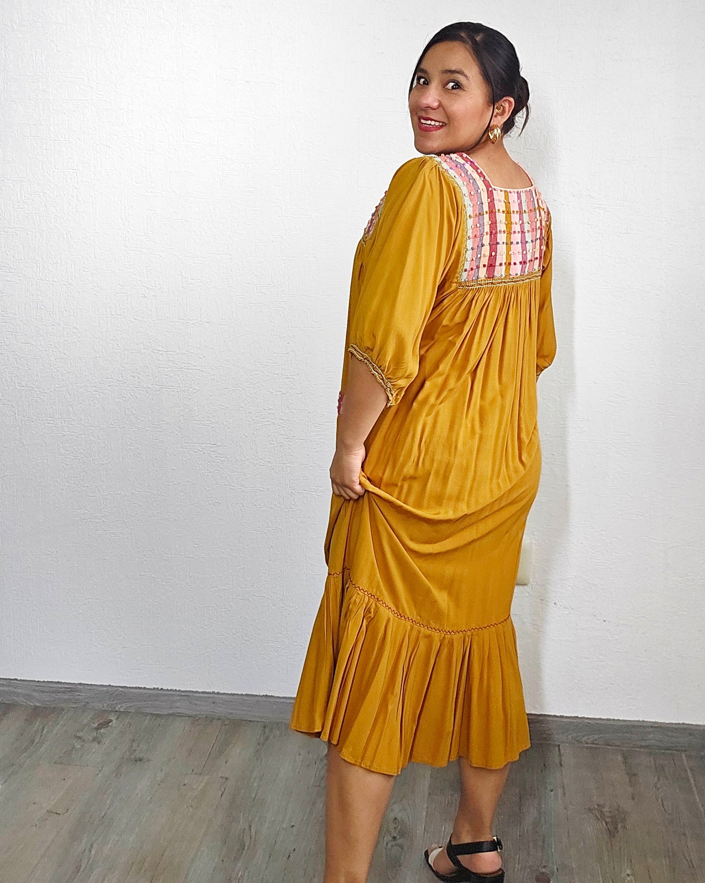 Vestido Nuditos 3/4 Mostaza Colores