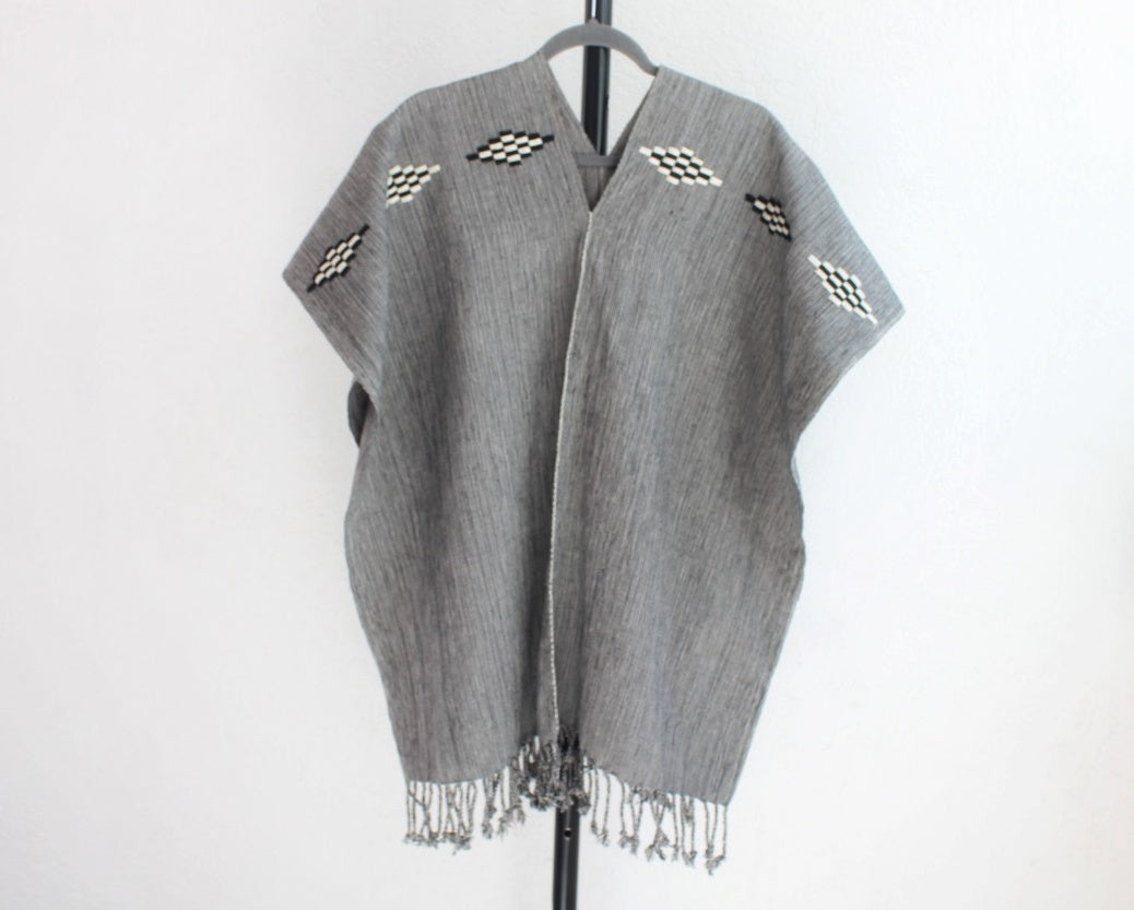Jorongo Rombos Gris Blanco Negro