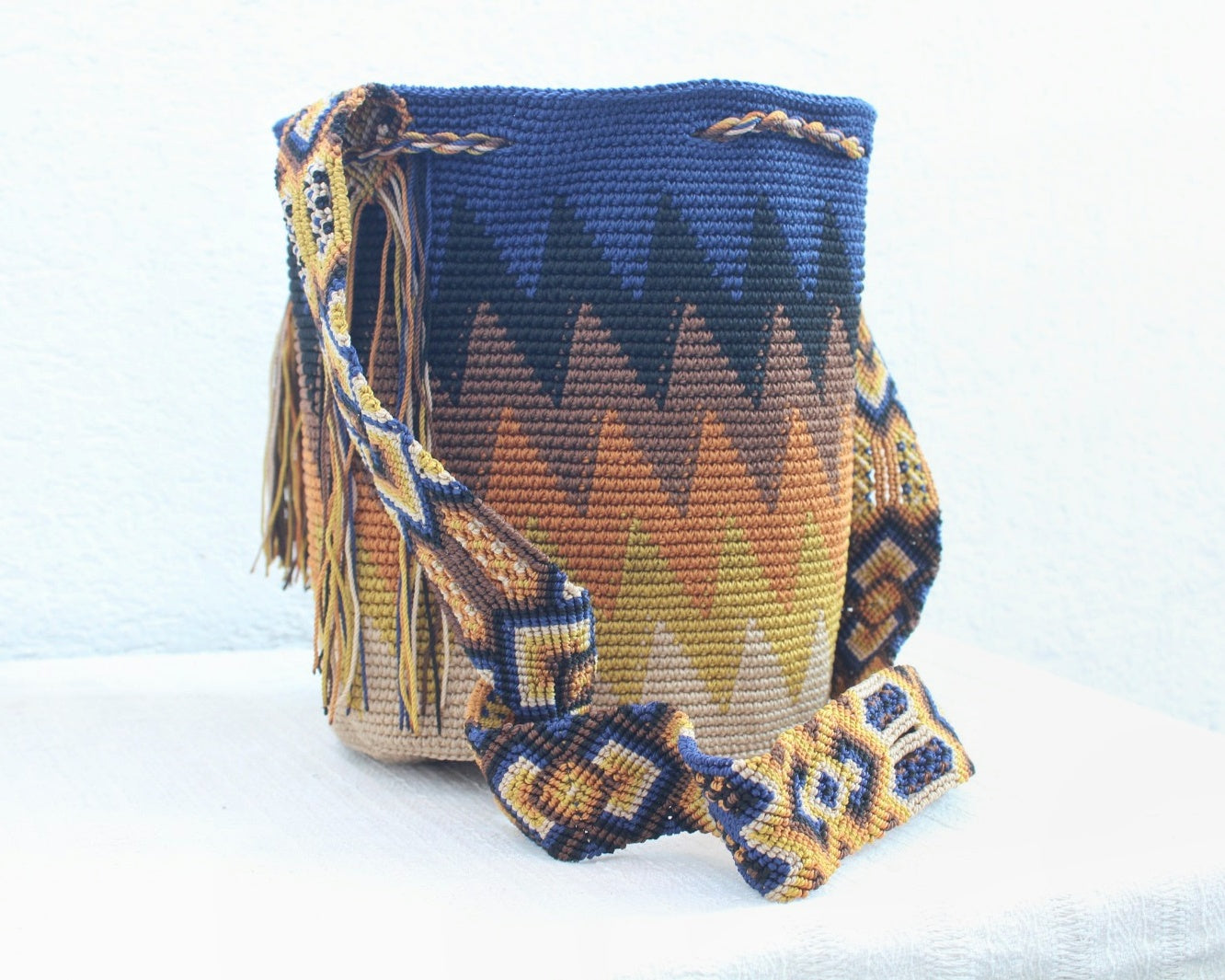 Bolso Morral Zig Zag Azul Café Beige