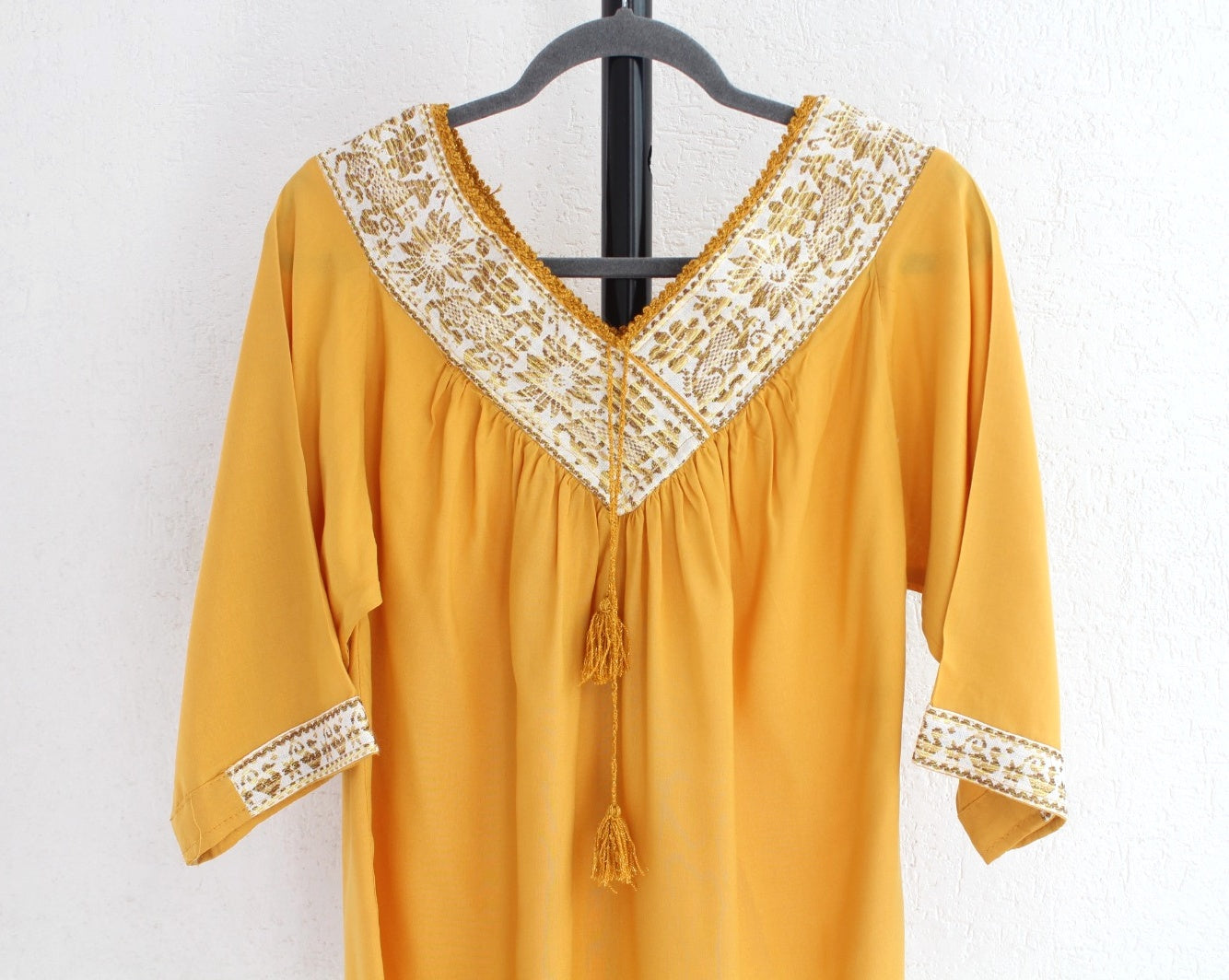 Blusa Cuello V Amarillo Burritos