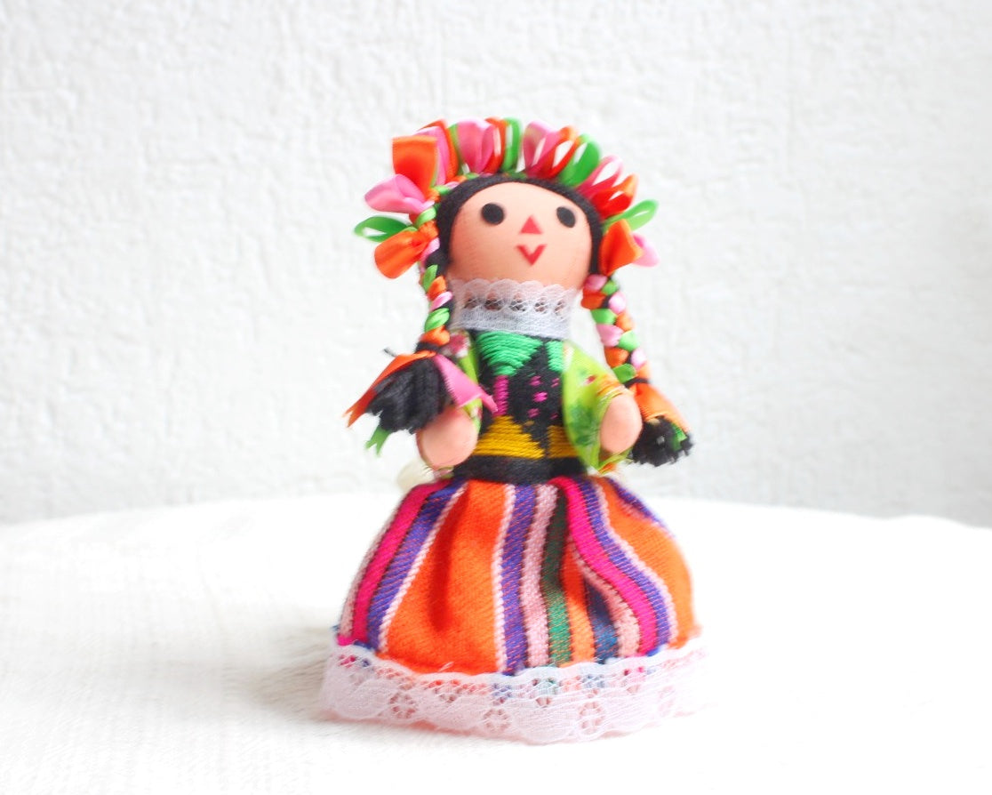 Muñeca Lelé Mediana Naranja Verde Rosa
