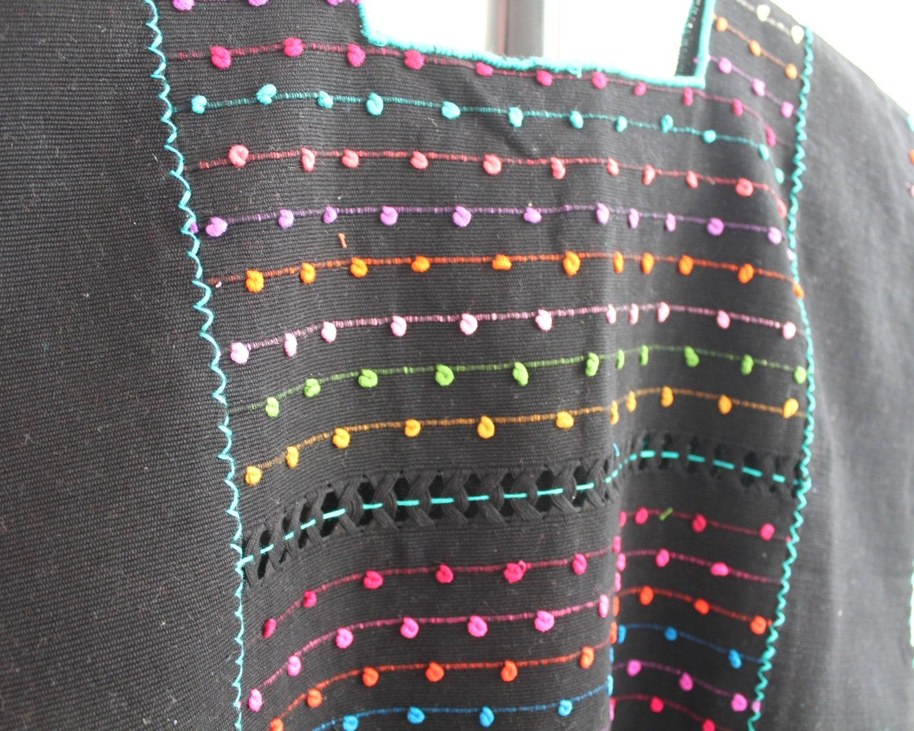 Top Nuditos Deshilado Negro Colores