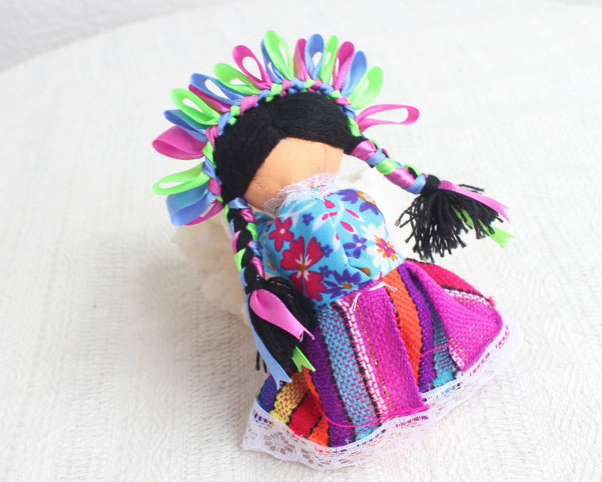 Muñeca Lelé Pequeña Azul Rosa Verde Claro