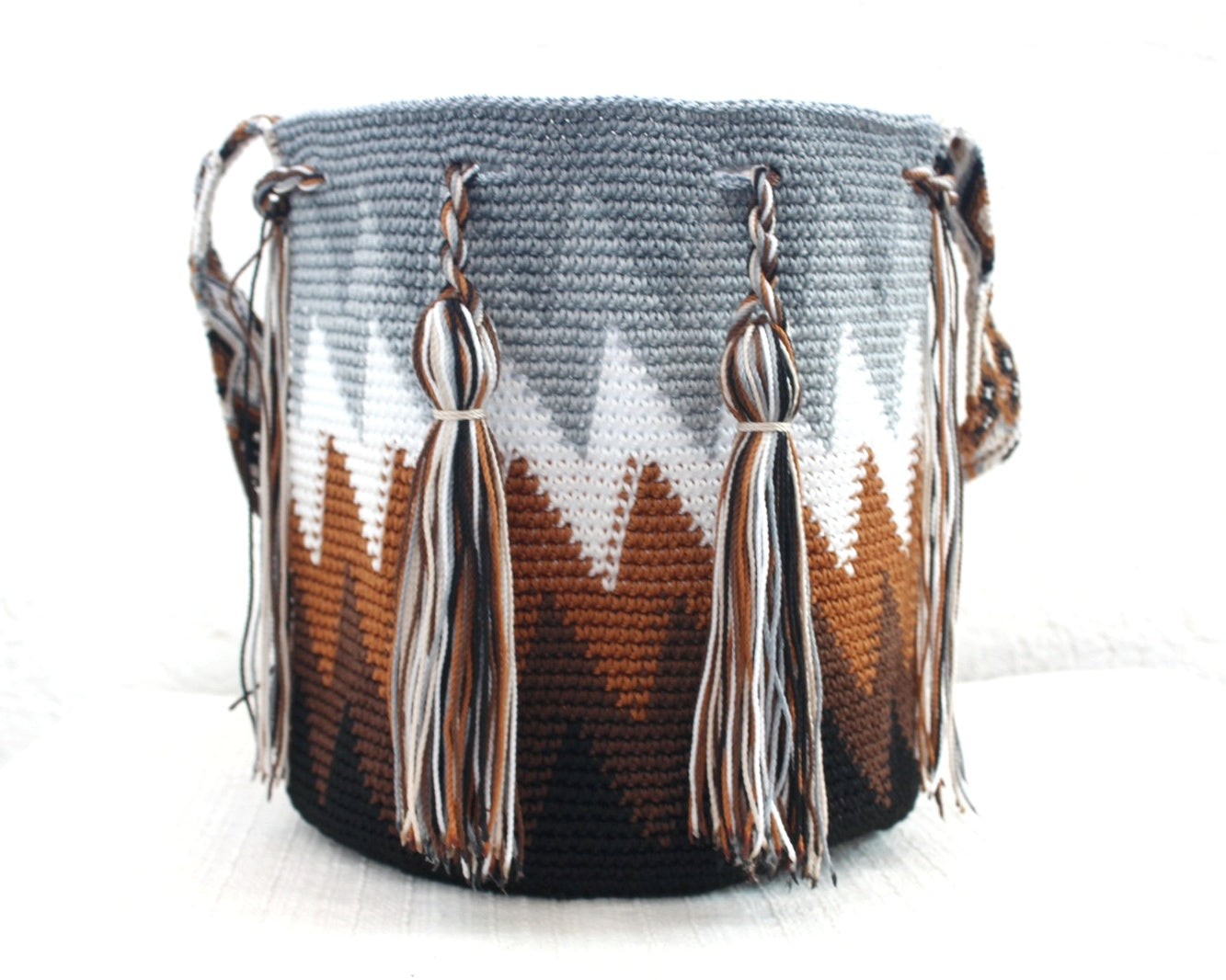Bolso Morral Zig Zag Gris Blanco Café