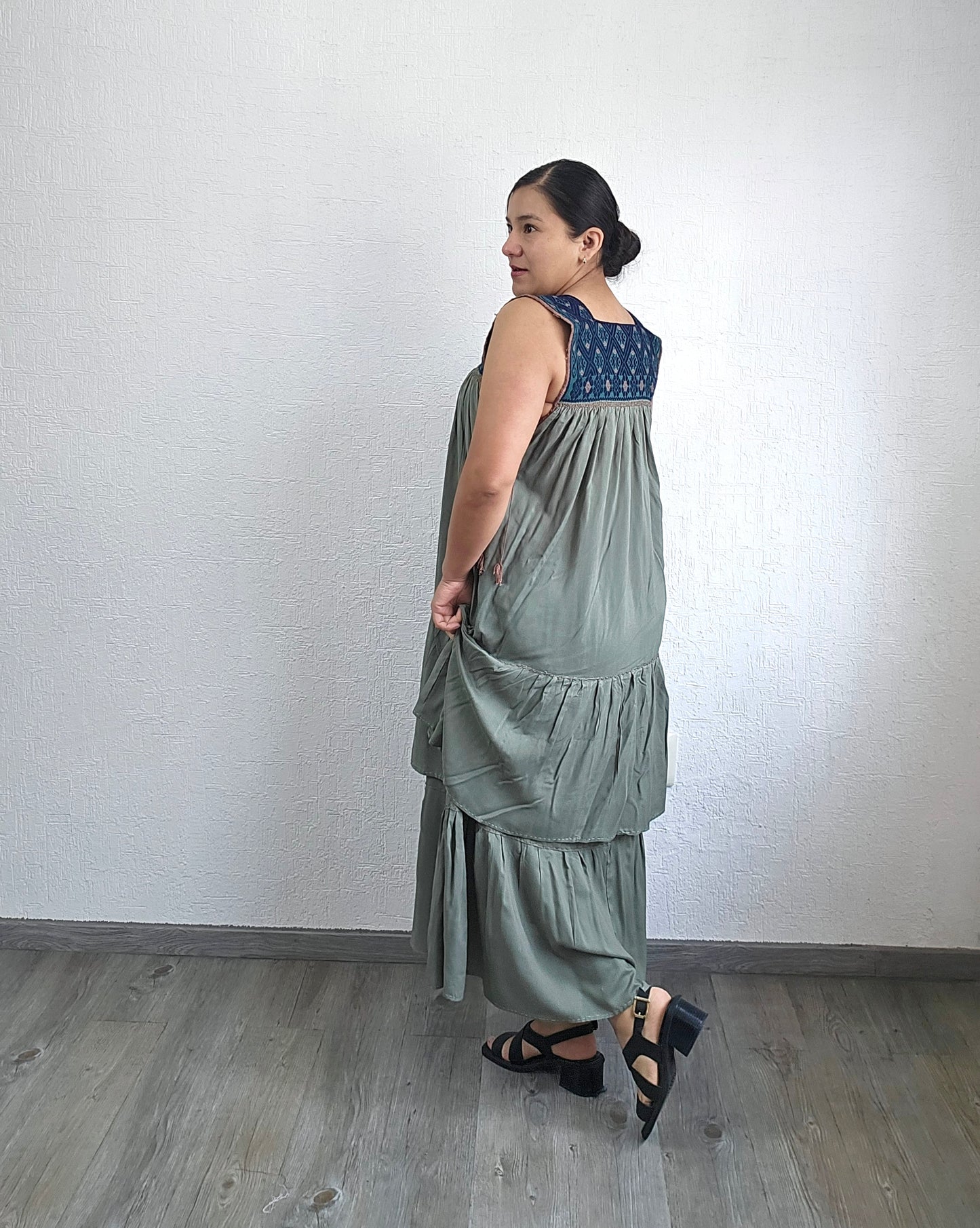 Vestido Teresa Menta Azul Marino Telar Unitalla