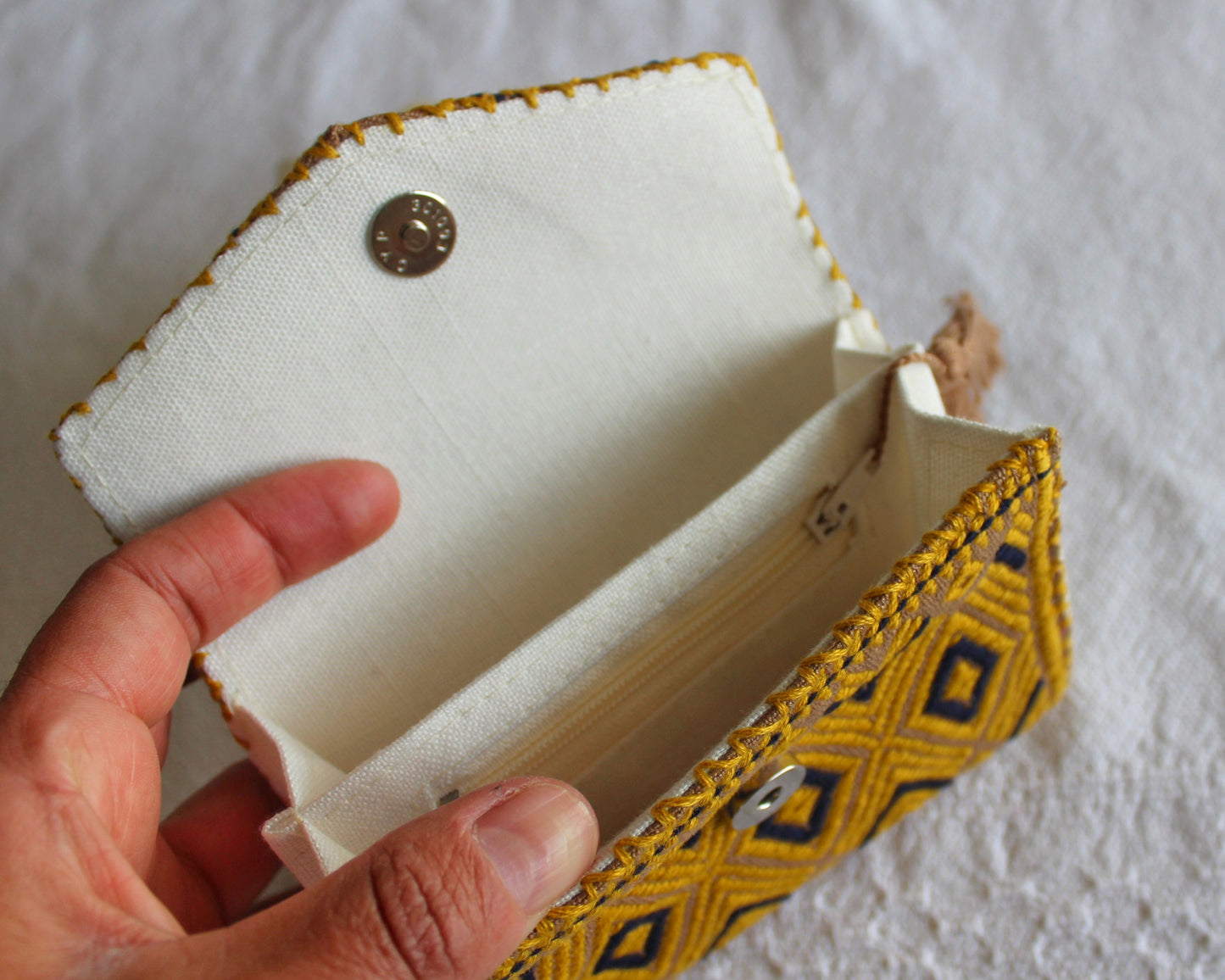 Cartera Flores Amarillas