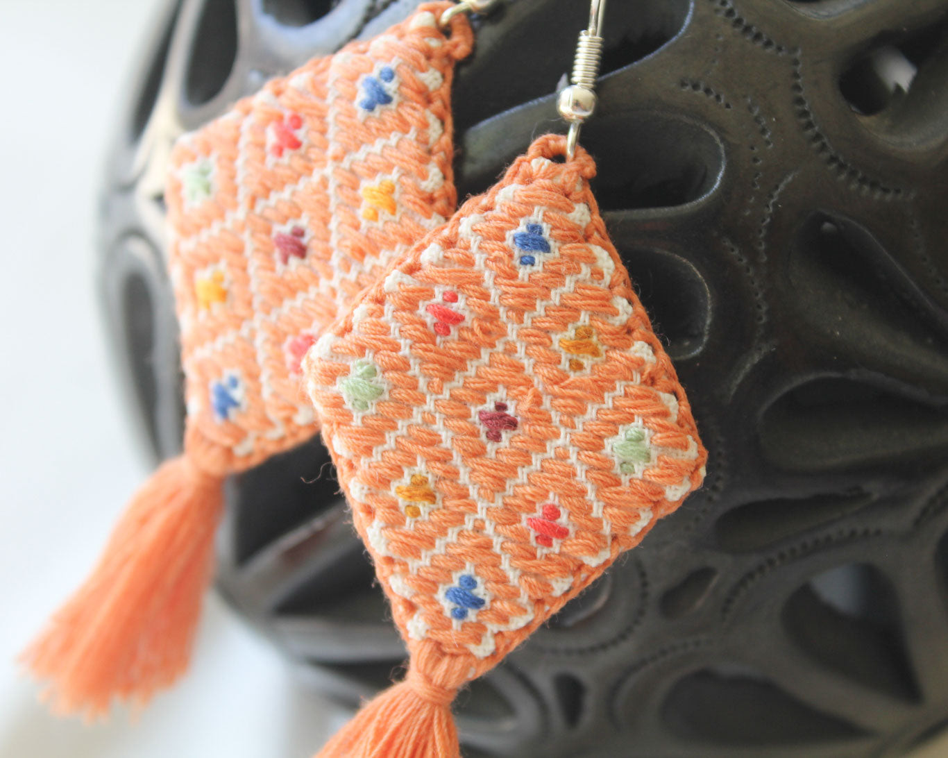 Aretes Cosmos Rombos Coral