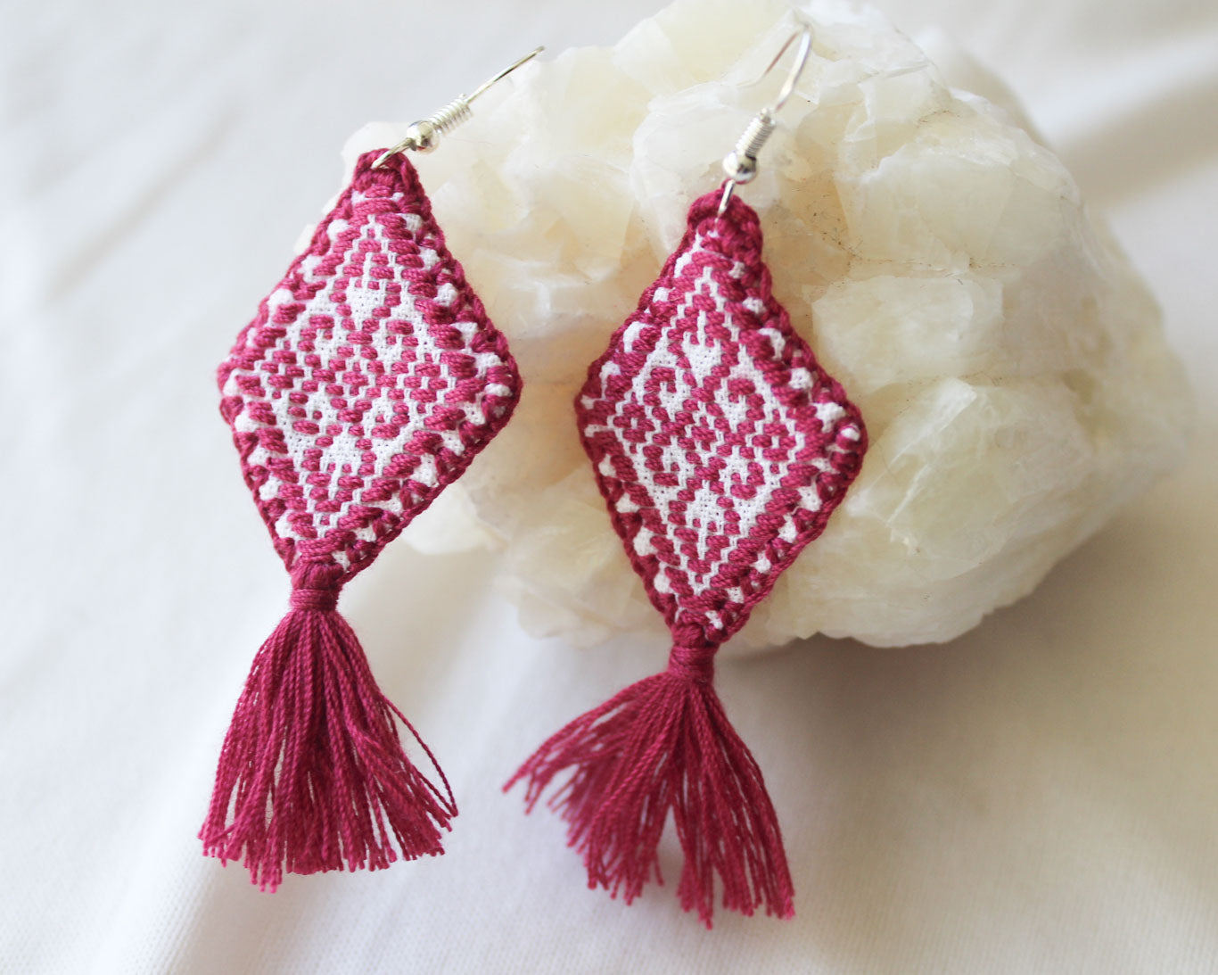 Aretes Grecas Guinda