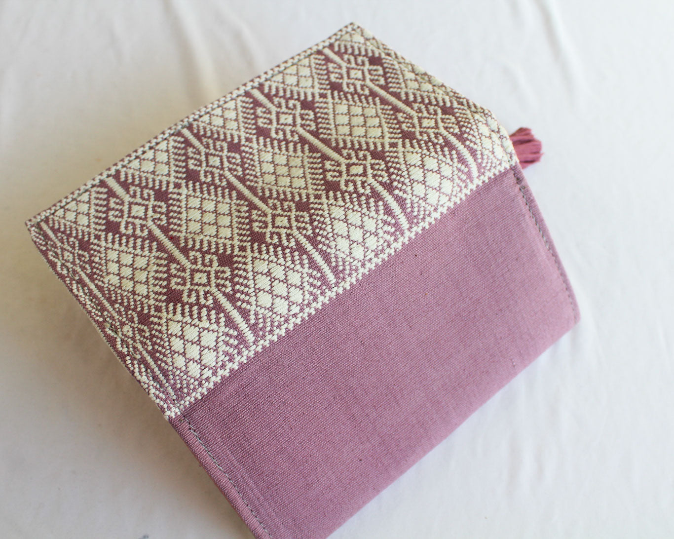 Cartera Grande Estrellas con Coronas Lila