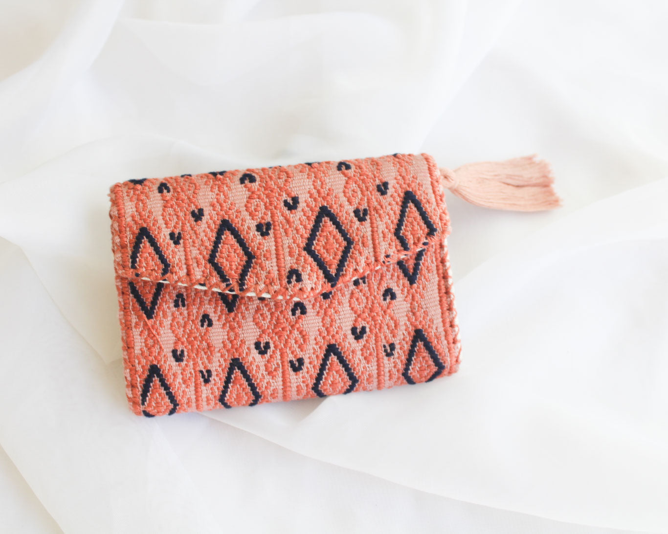 Cartera Estrellas con Coronas Coral