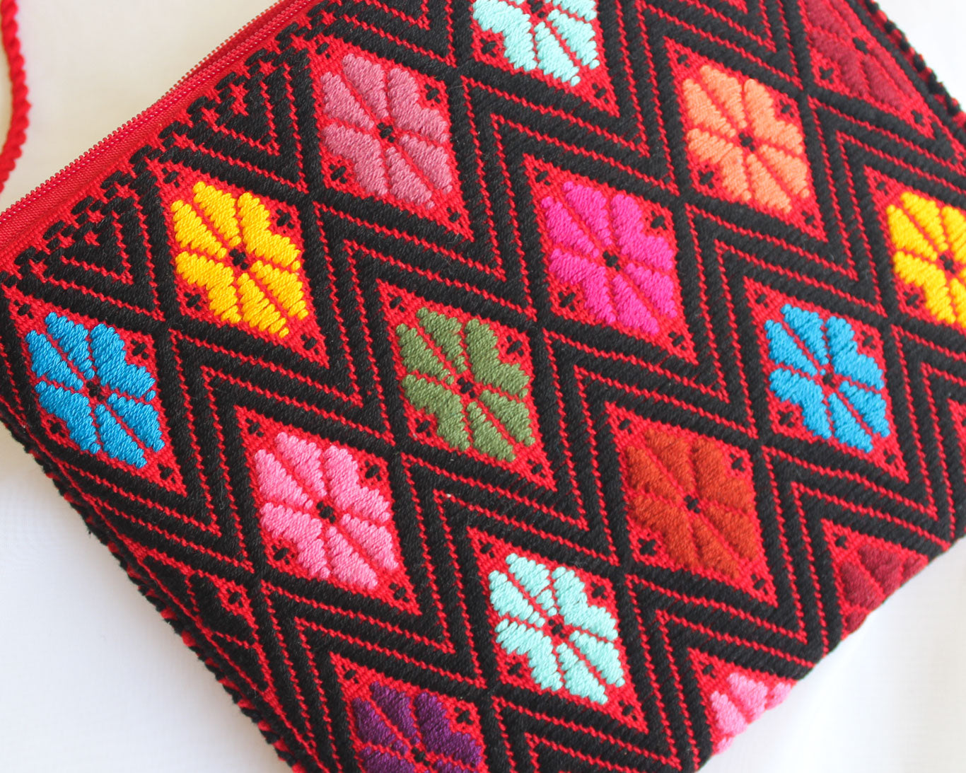 Bolso Telar Flores Colores Rojo