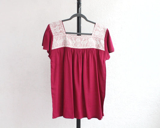 Blusa Bordada Vino Patos