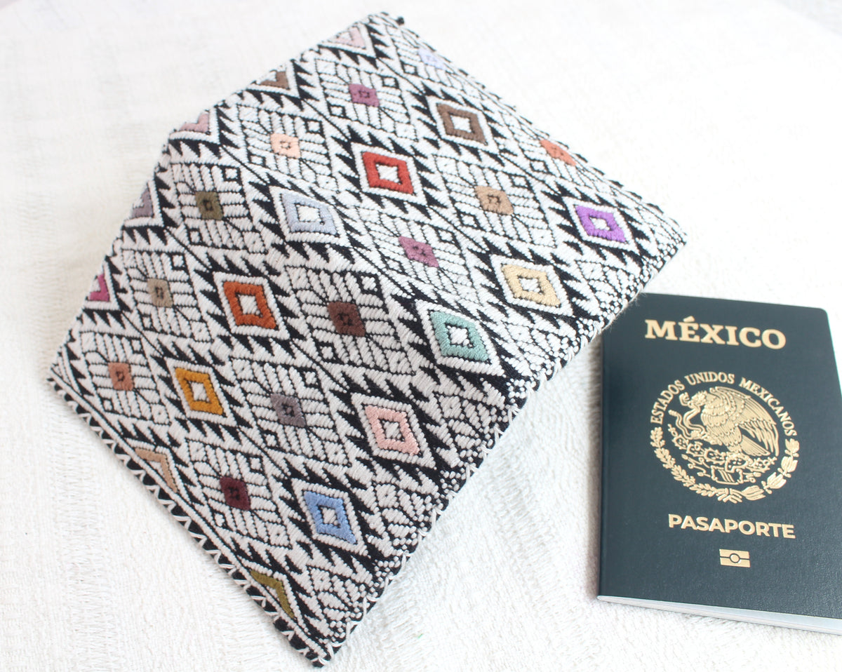 Porta Pasaporte Estrellas Blanco