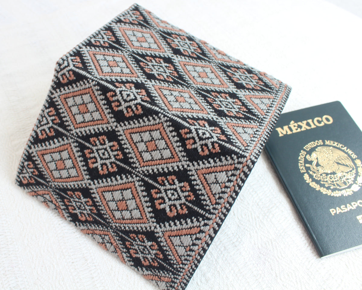 Porta Pasaporte Grecas Cafe