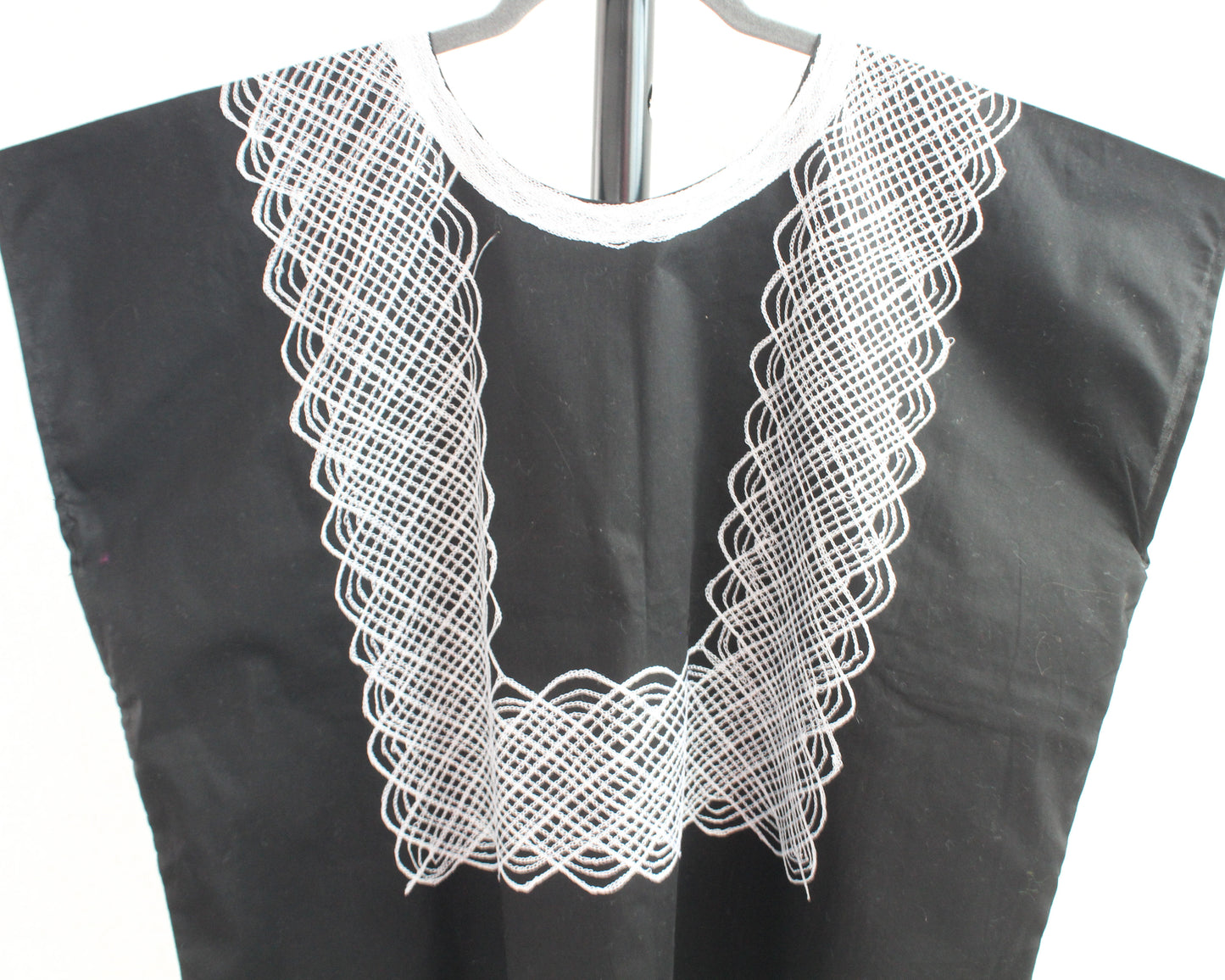 Blusa Cadenilla Negro Blanco