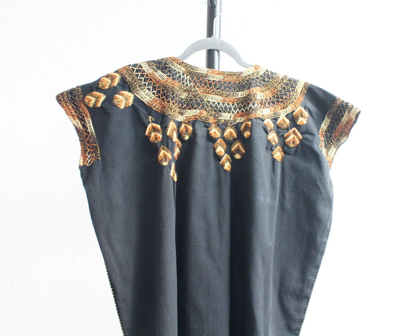 Blusa Hojas Bordadas XXL Negro Dorado