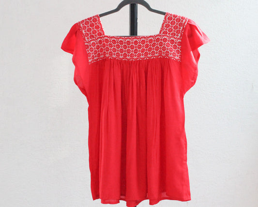 Blusa Bordada Tania Rojo Florecitas M - L