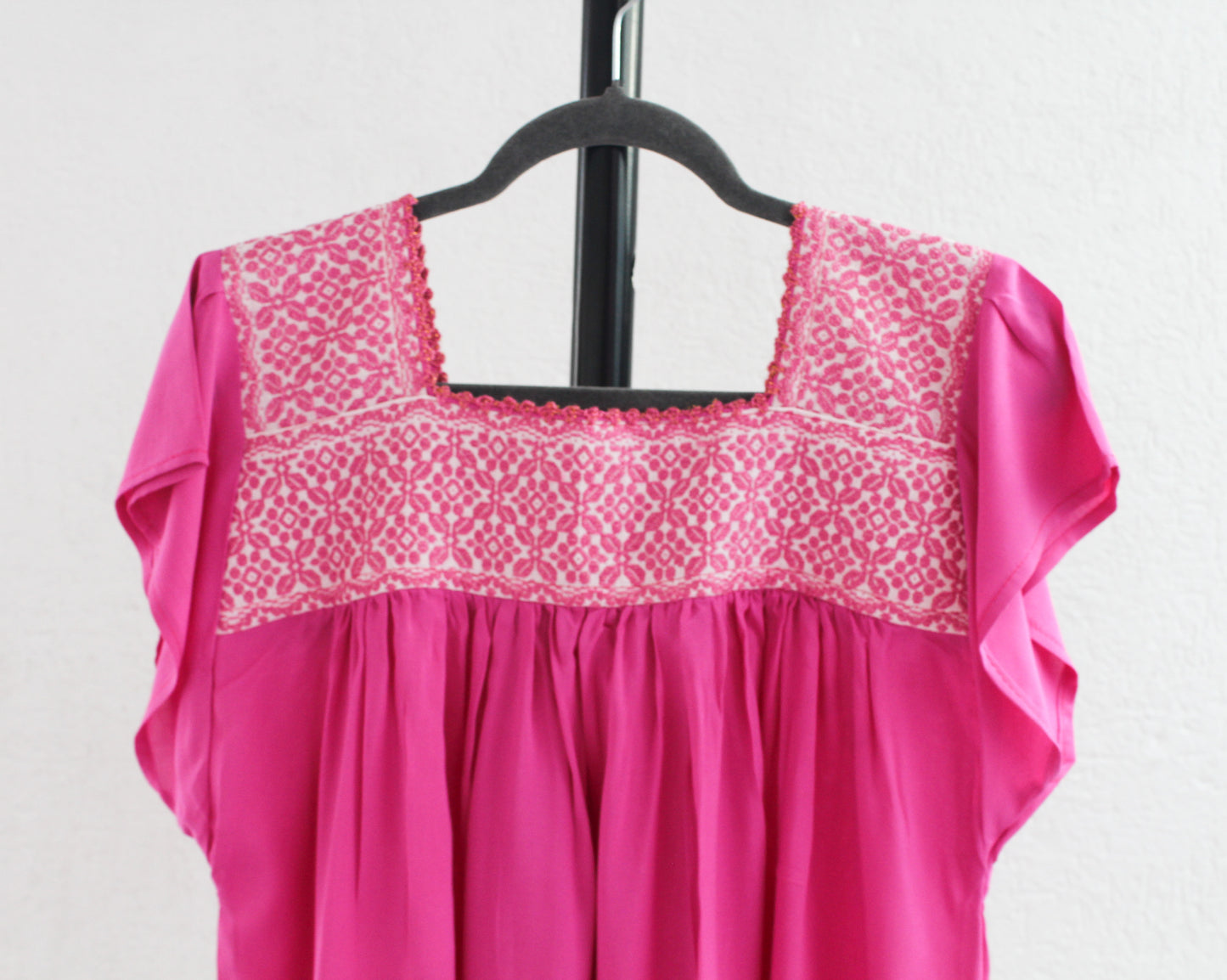 Blusa Bordada Tania Rosa Florecitas L -XL