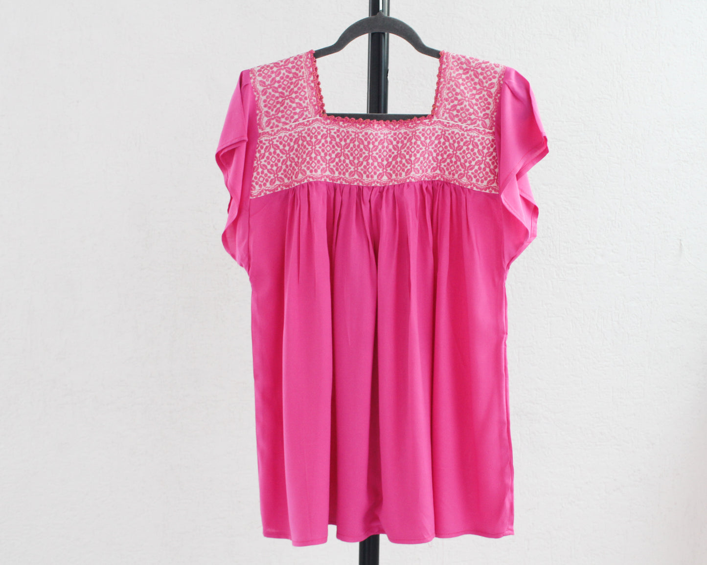 Blusa Bordada Tania Rosa Florecitas L -XL