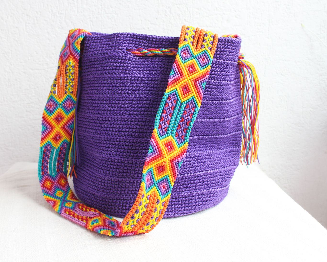 Bolso Morral Morado Rosa Amarillo