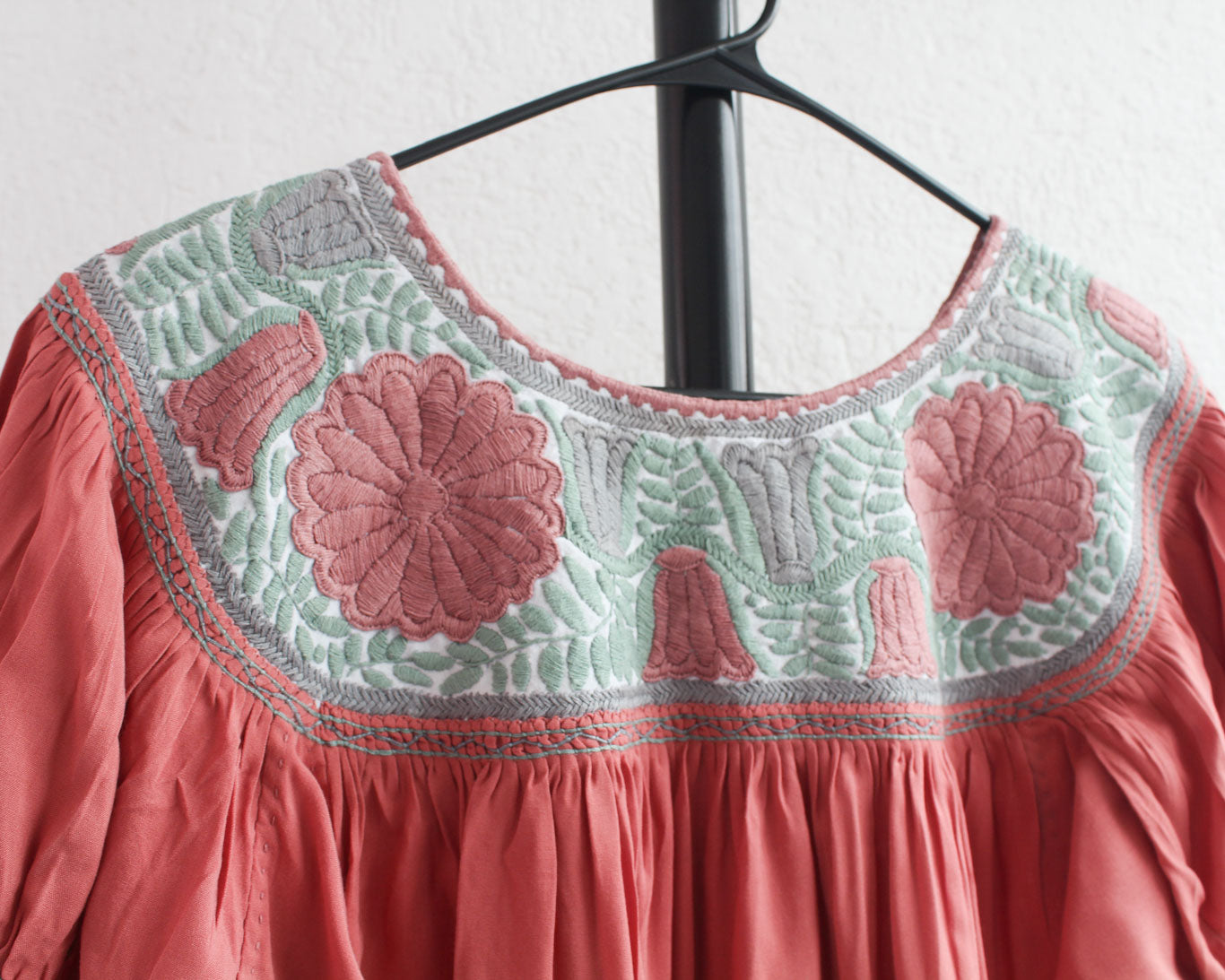 Blusa Aguacatenango Salmon Menta Rosa