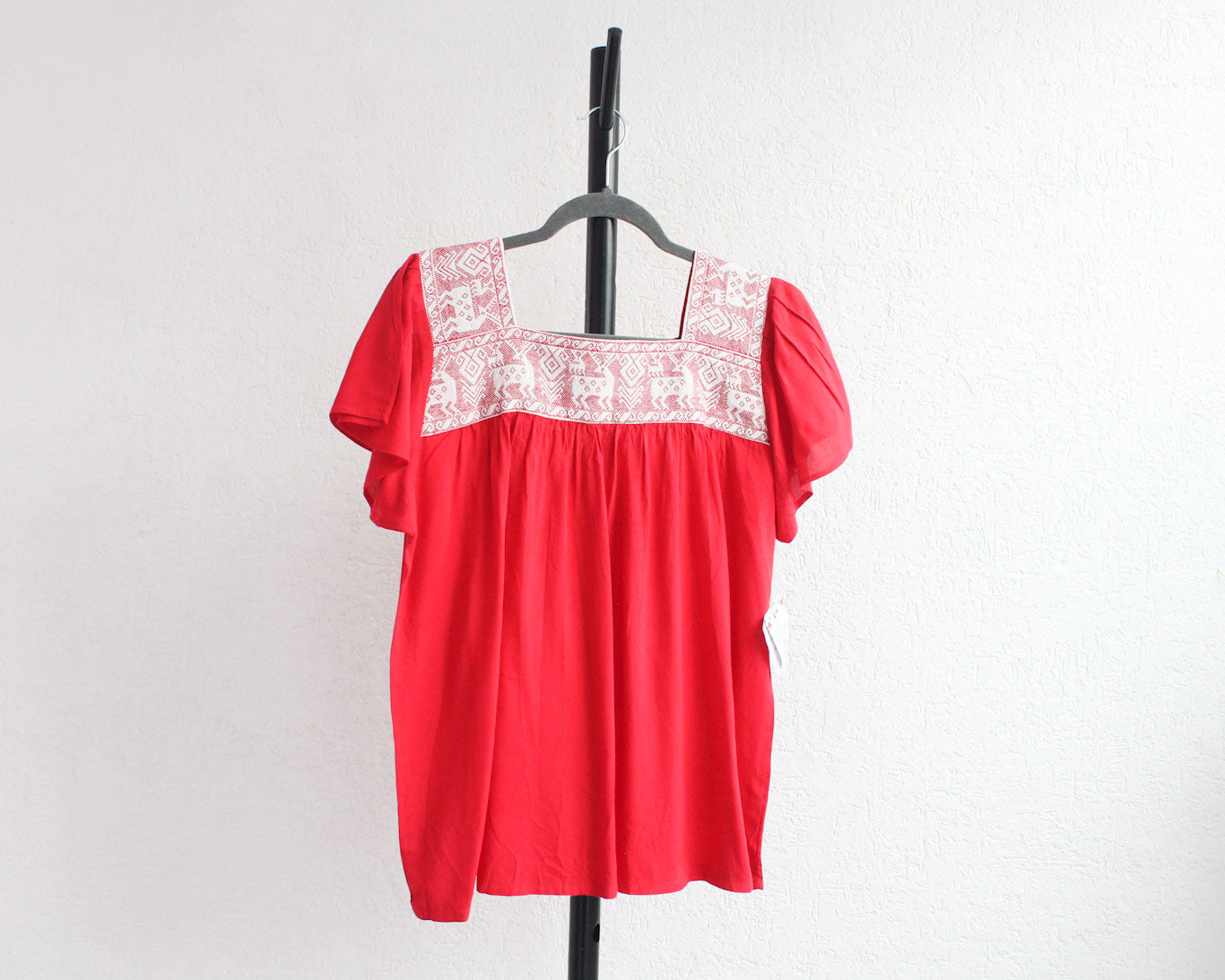 Blusa Bordada Rojo Venados Pepenado M L