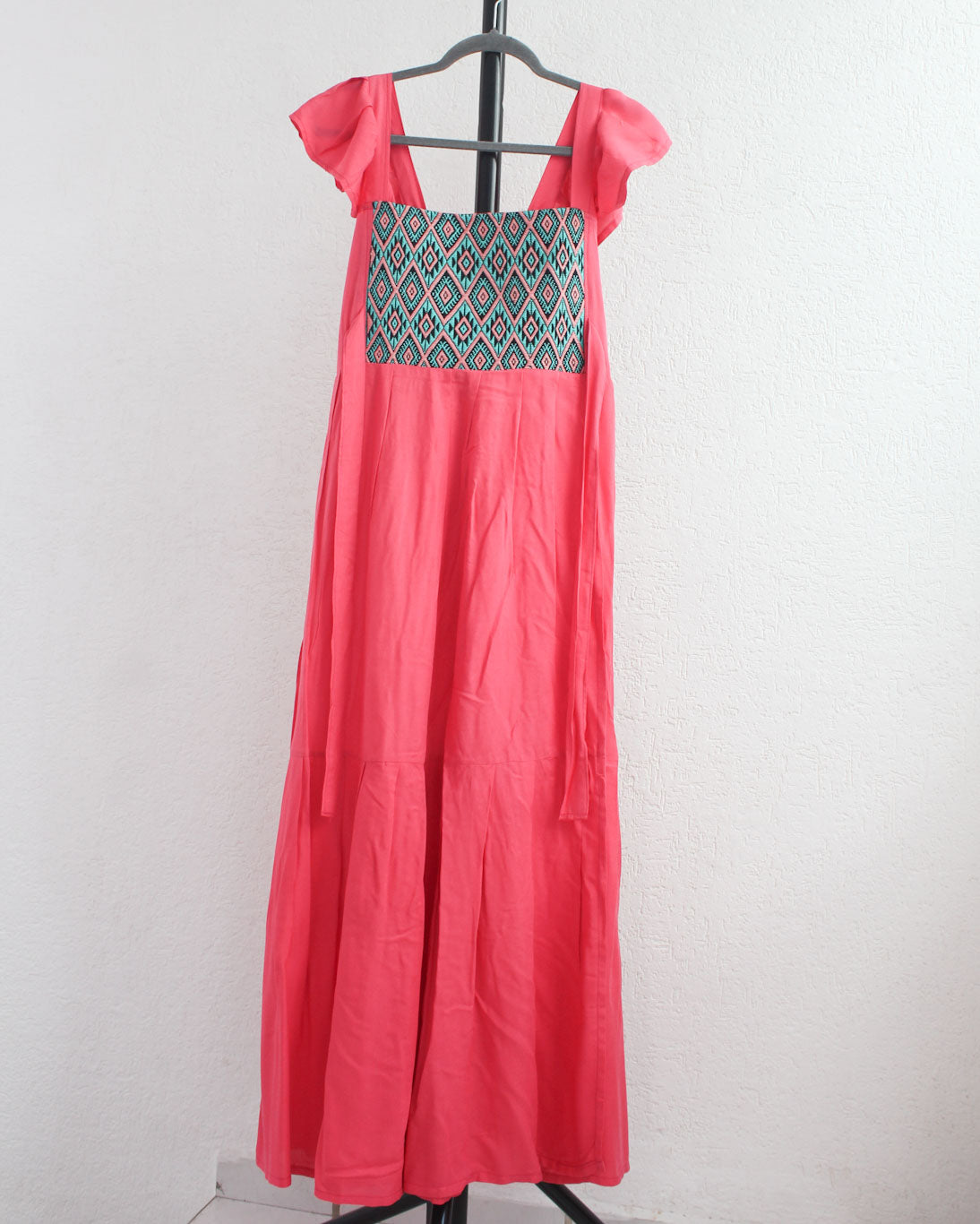 Vestido Abierto Telar Coral Turquesa Negro