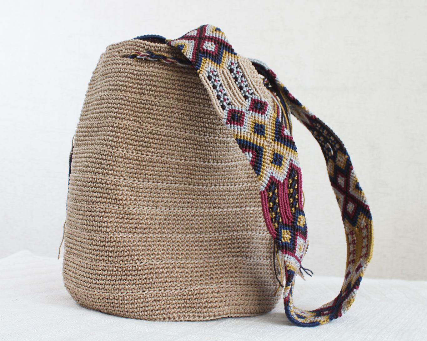 Bolso Morral Beige cinta de colores