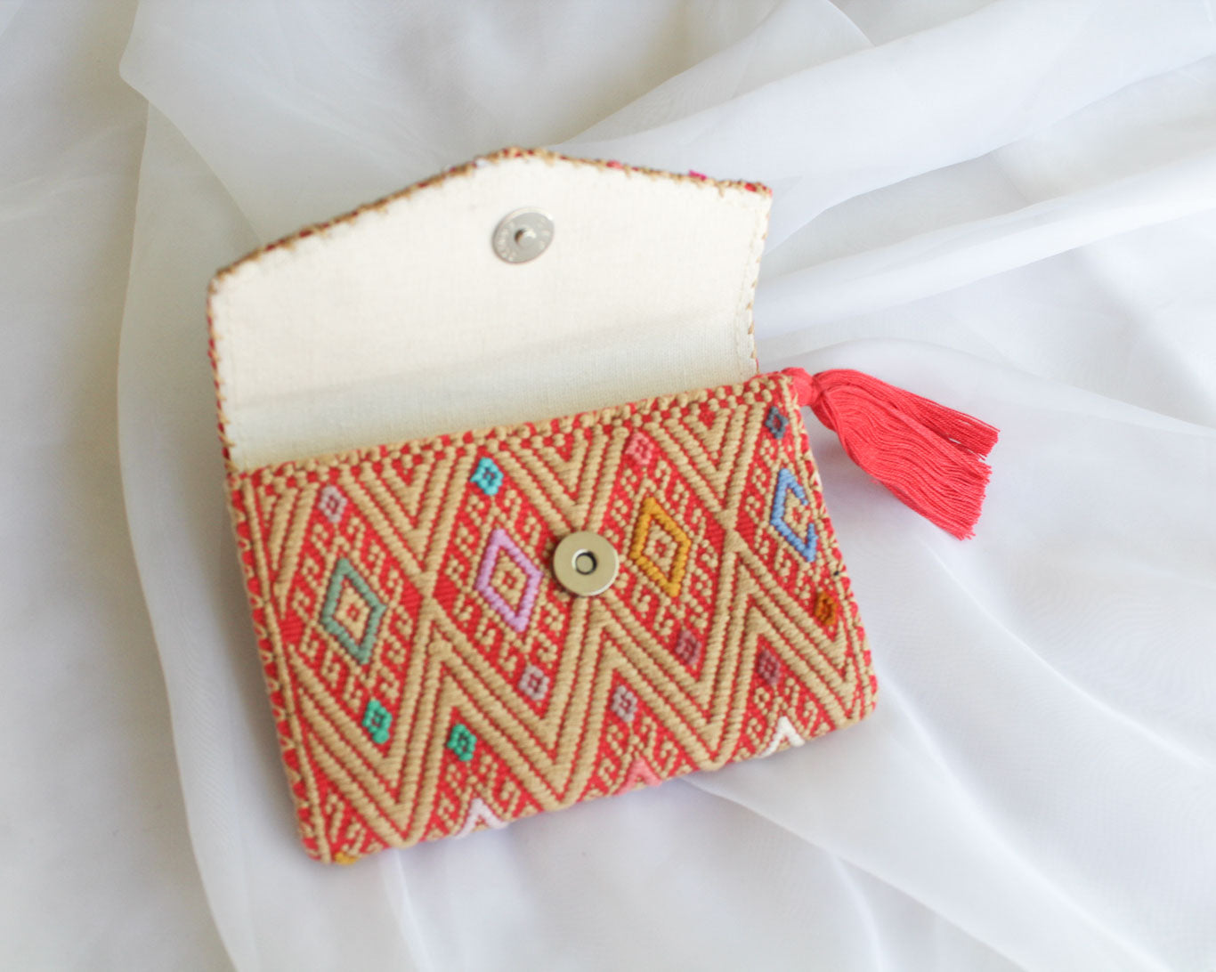 Cartera "Pilares de la Tierra" Beige Coral