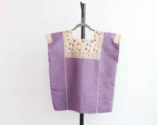 Blusa Huipil Corto Pejel Lila Beige