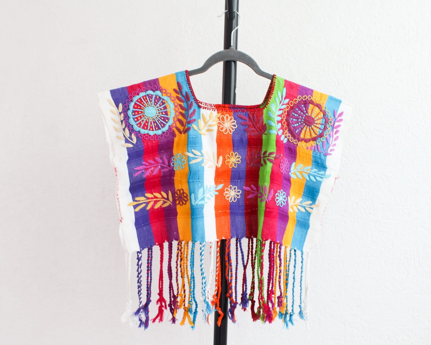 Crop Top Flores Rococo Lineas Colores