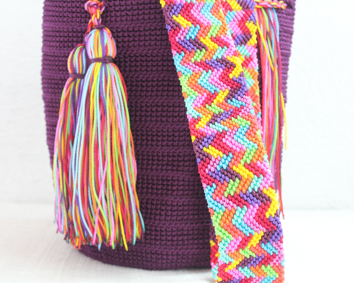 Bolso Morral Guinda Colores