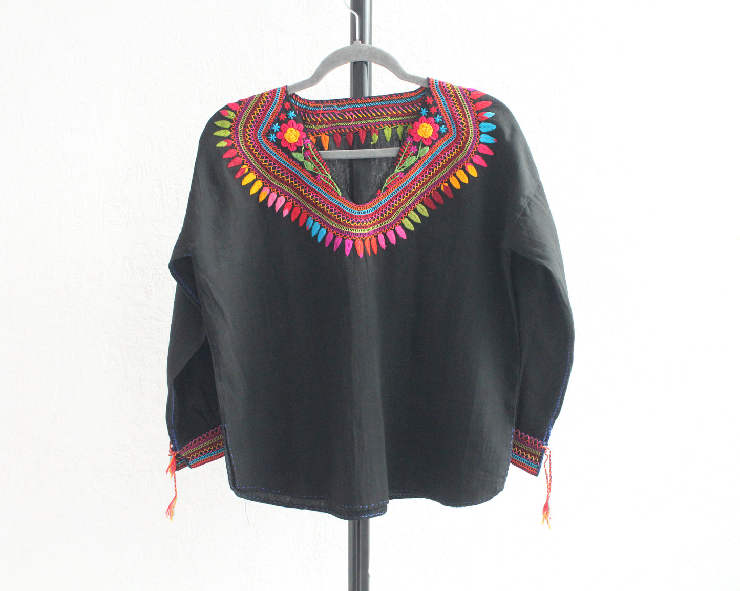 Blusa Imelda Negro Colores M - L