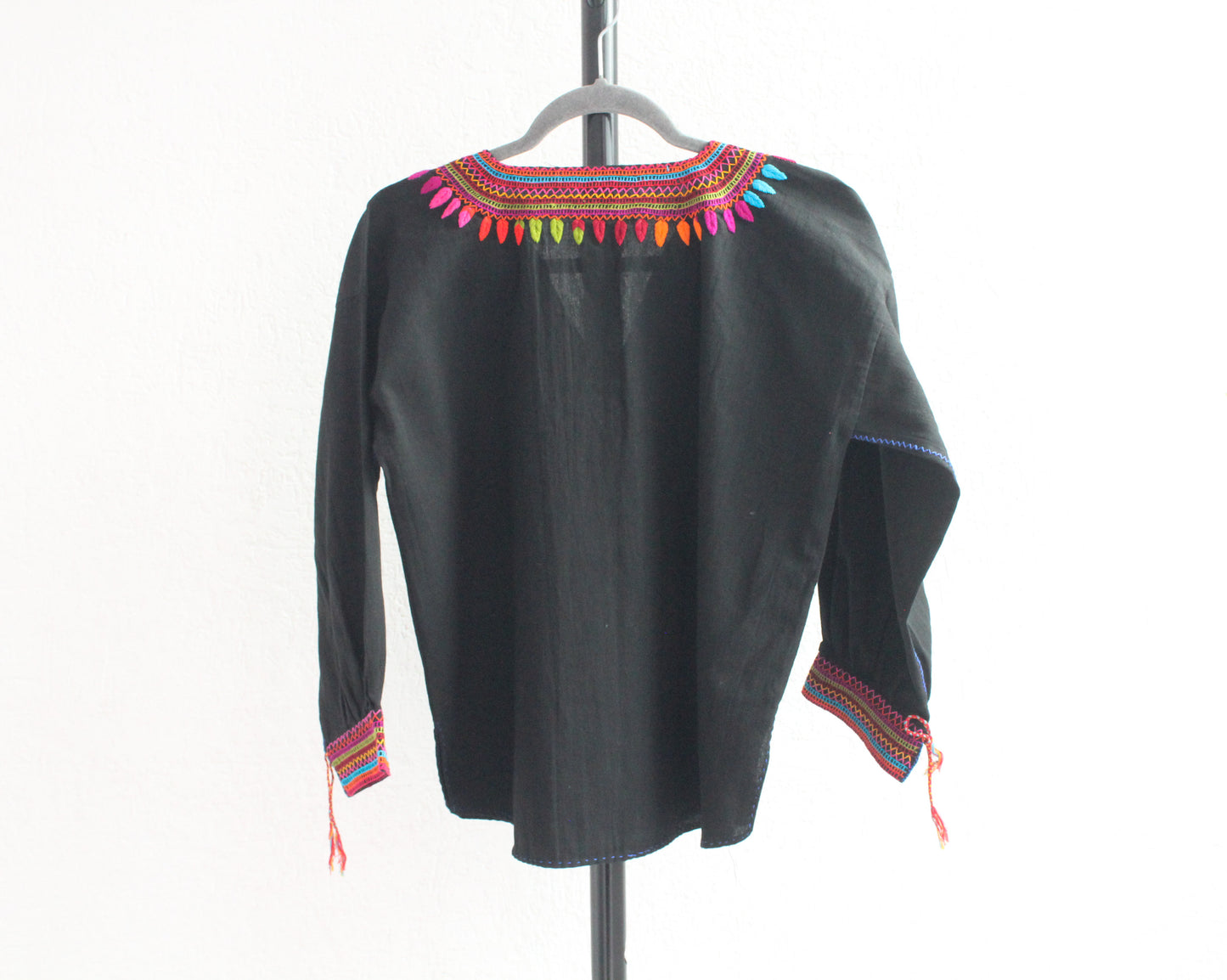 Blusa Imelda Negro Colores M - L
