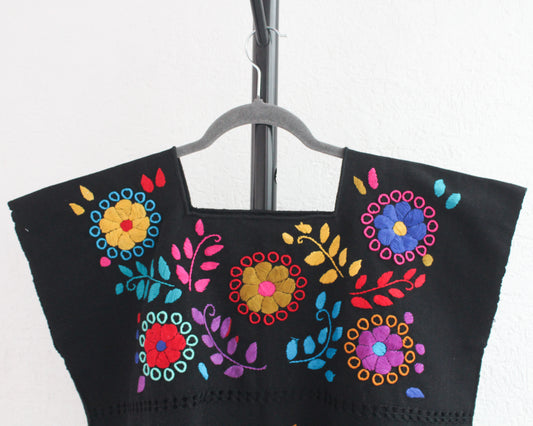 Top Flores Rococo Negro Colores