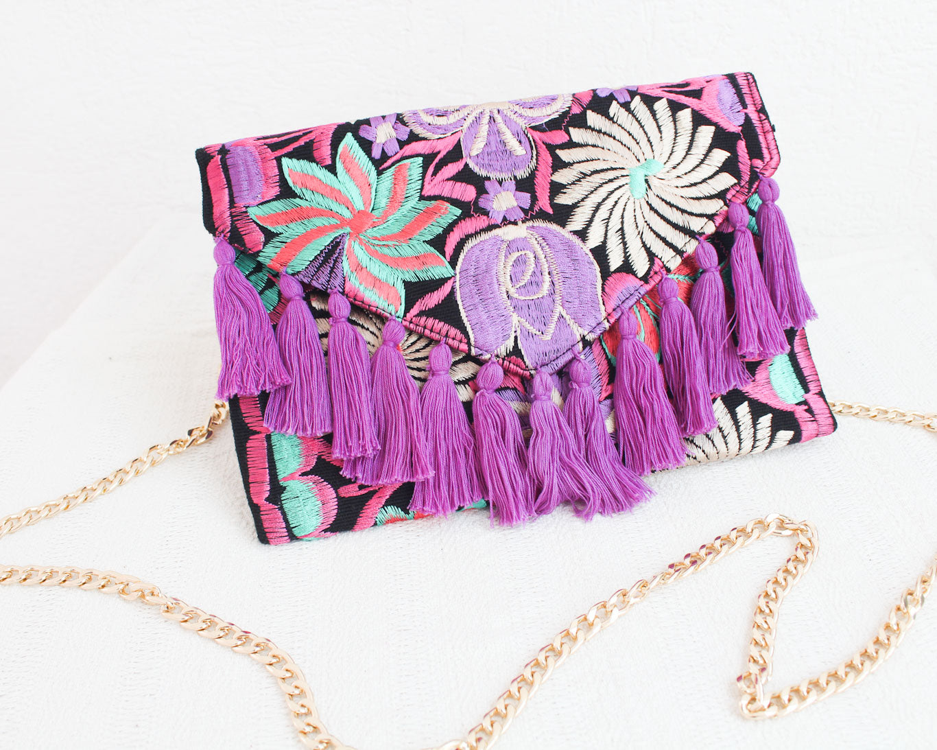 Clutch Bordado Negro Lila Turquesa Rosa