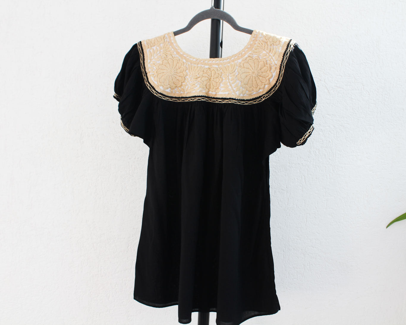 Blusa Aguacatenango Negro Beige