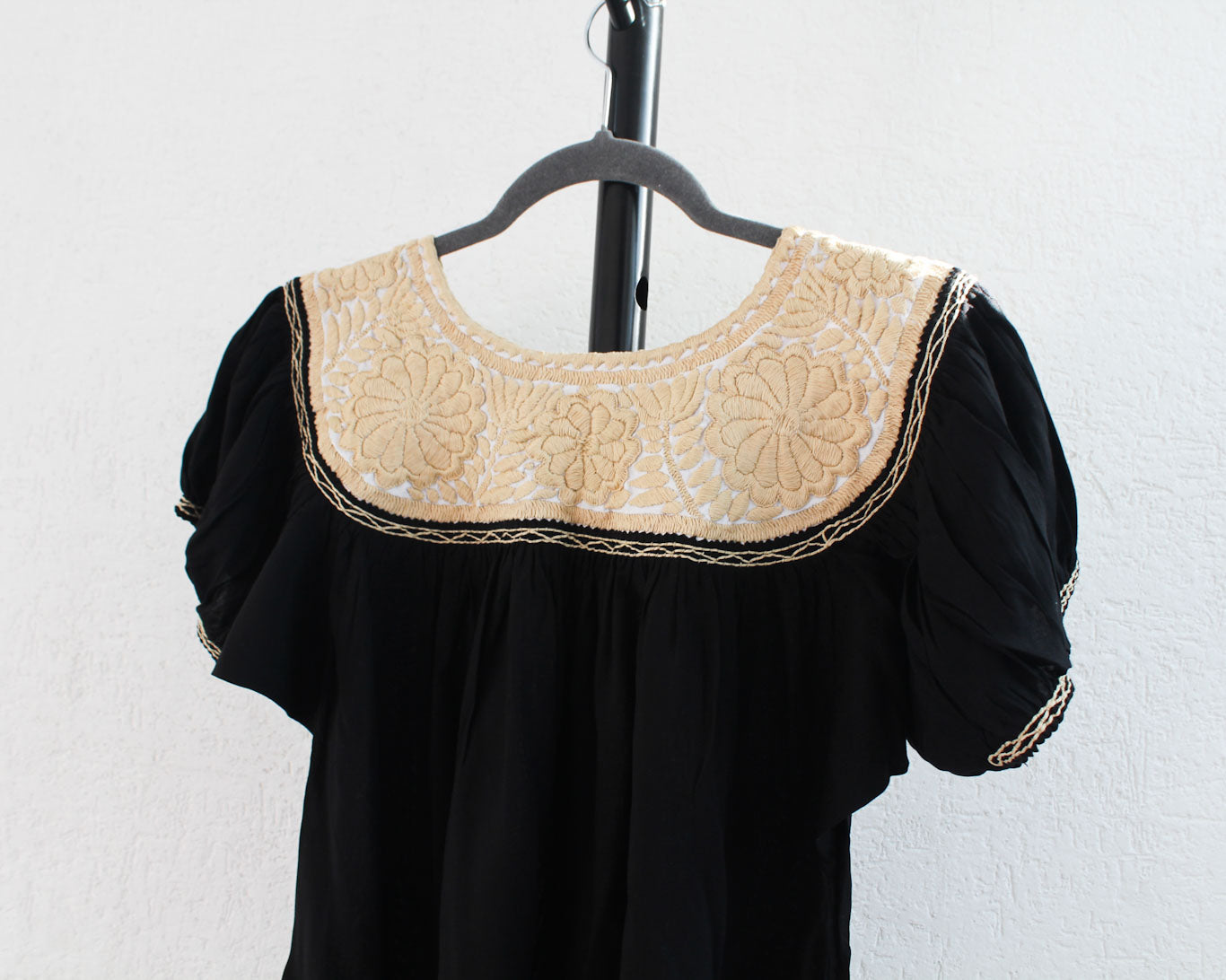 Blusa Aguacatenango Negro Beige