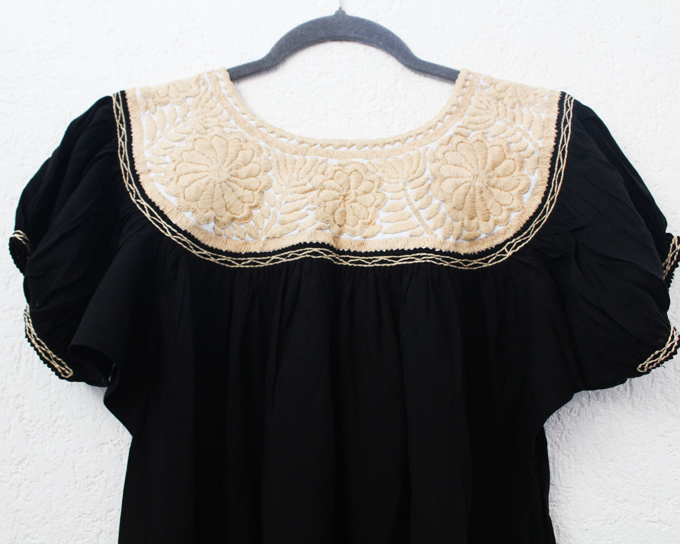 Blusa Aguacatenango Negro Beige