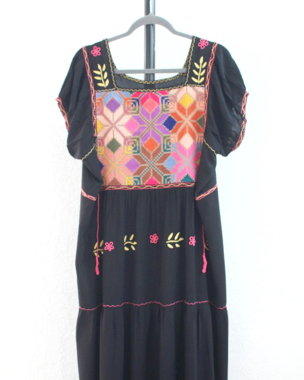 Vestido Maribel Flores Negro  L / XL