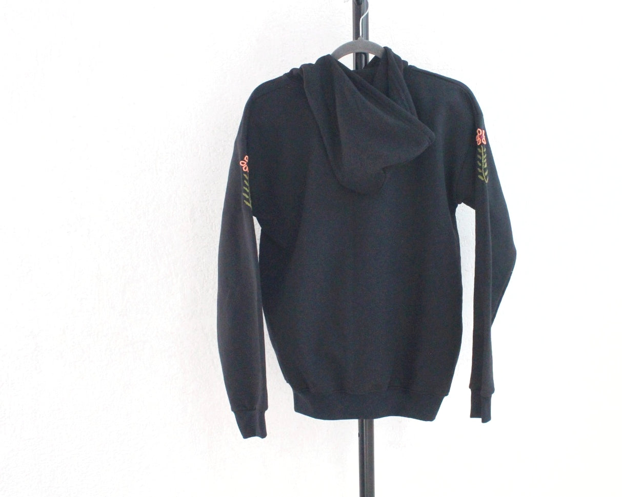 Sudadera L Rococo Negra Florecitas