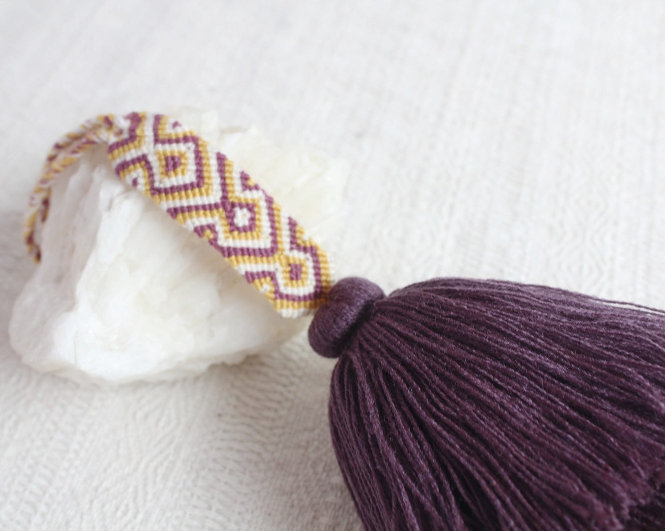 Campanitas con pulsera Morado Amarillo