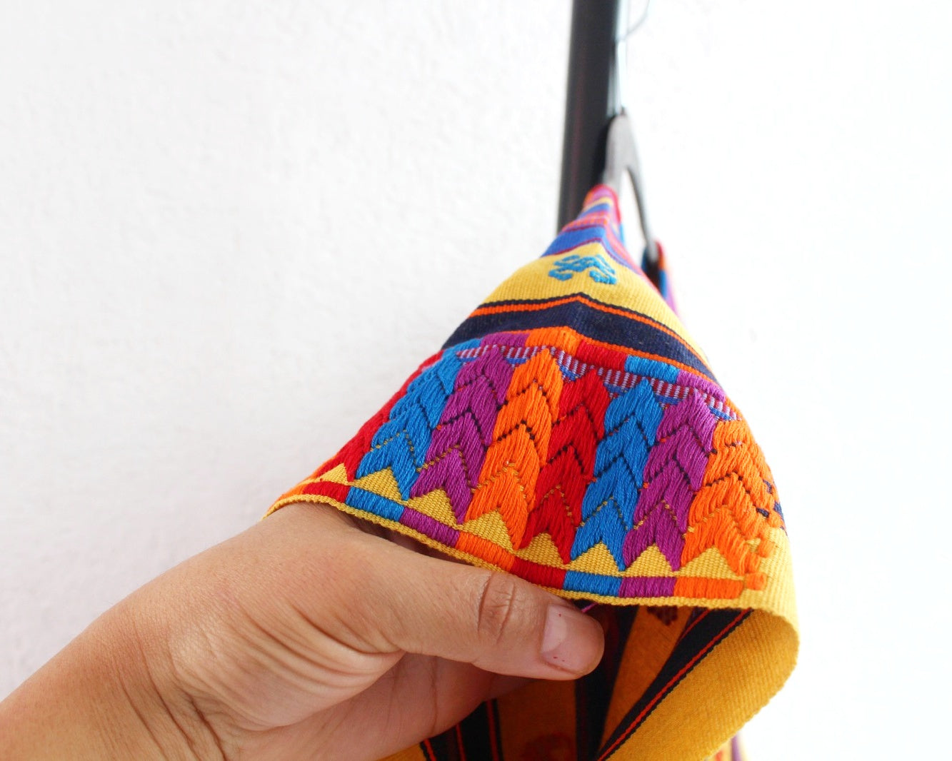 Huipil Corto Pantheló Amarillo Morado Naranja