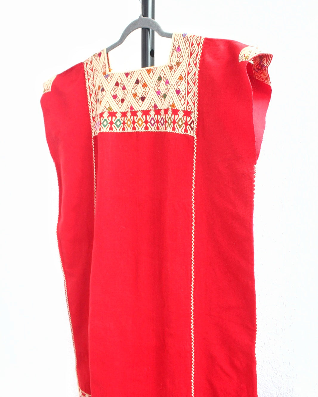 Huipil Larráinzar Rojo